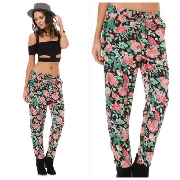 🆕 Lovers + Friends Bright Eyes Pants - Picture 2 of 8